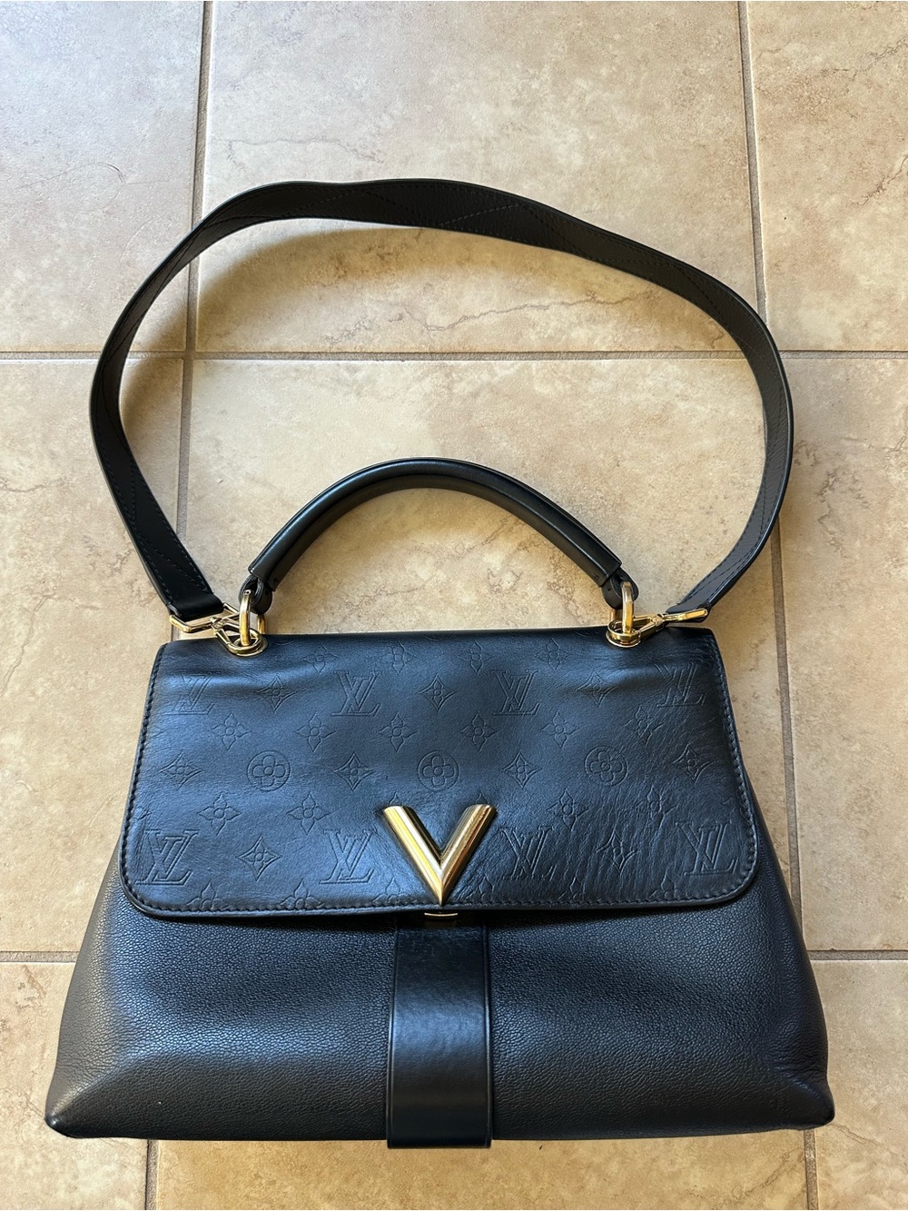 Louis Vuitton Very One Handle Black Monogram Calfskin Leather Shoulder Bag